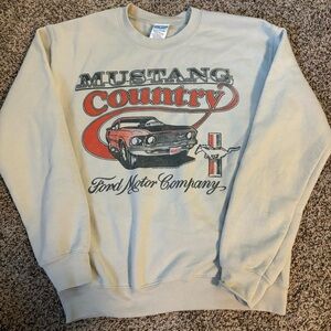 vintage mustang graphic crewneck